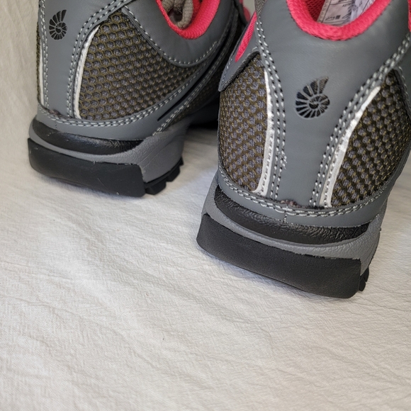 NWT Nautilus N1393 Women's Steel Toe ESD Athletic Work Shoes 10 - Picture 4 of 10